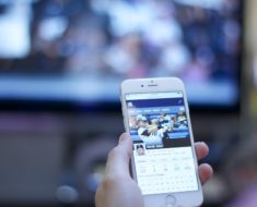 Web TV: jak telewizja internetowa zmieni konwencjonalną?